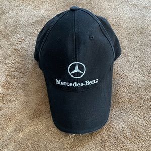 Mercedes Benz Hat